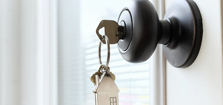 Bifold Door Knob Replacement in Laguna Hills, California